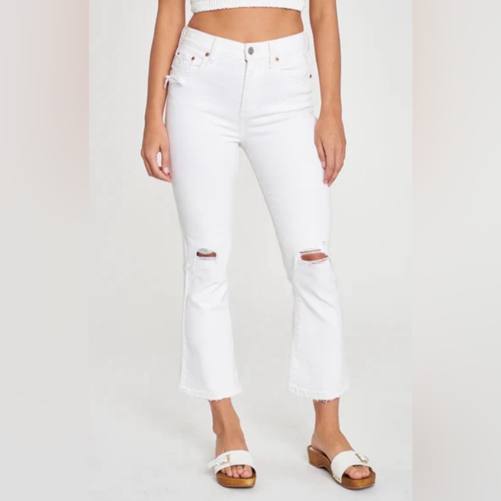 DAZE Denim Shy Girl Marshmallow White Distressed Jeans 26 Inseam Sample Sz 26